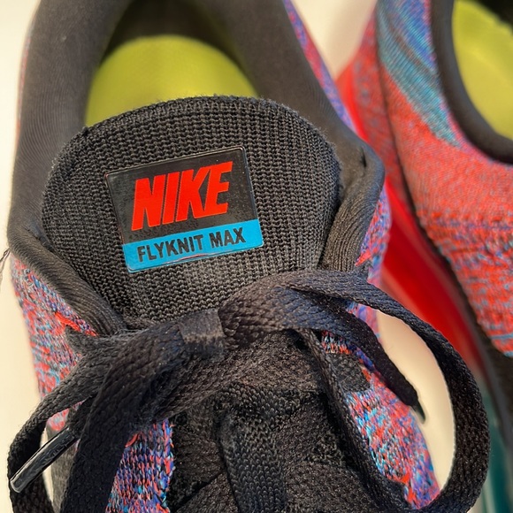 -SOLD- Nike Flyknit Air Max - Picture 4 of 12